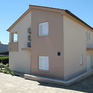 Mia Krk Apartment Krk Town