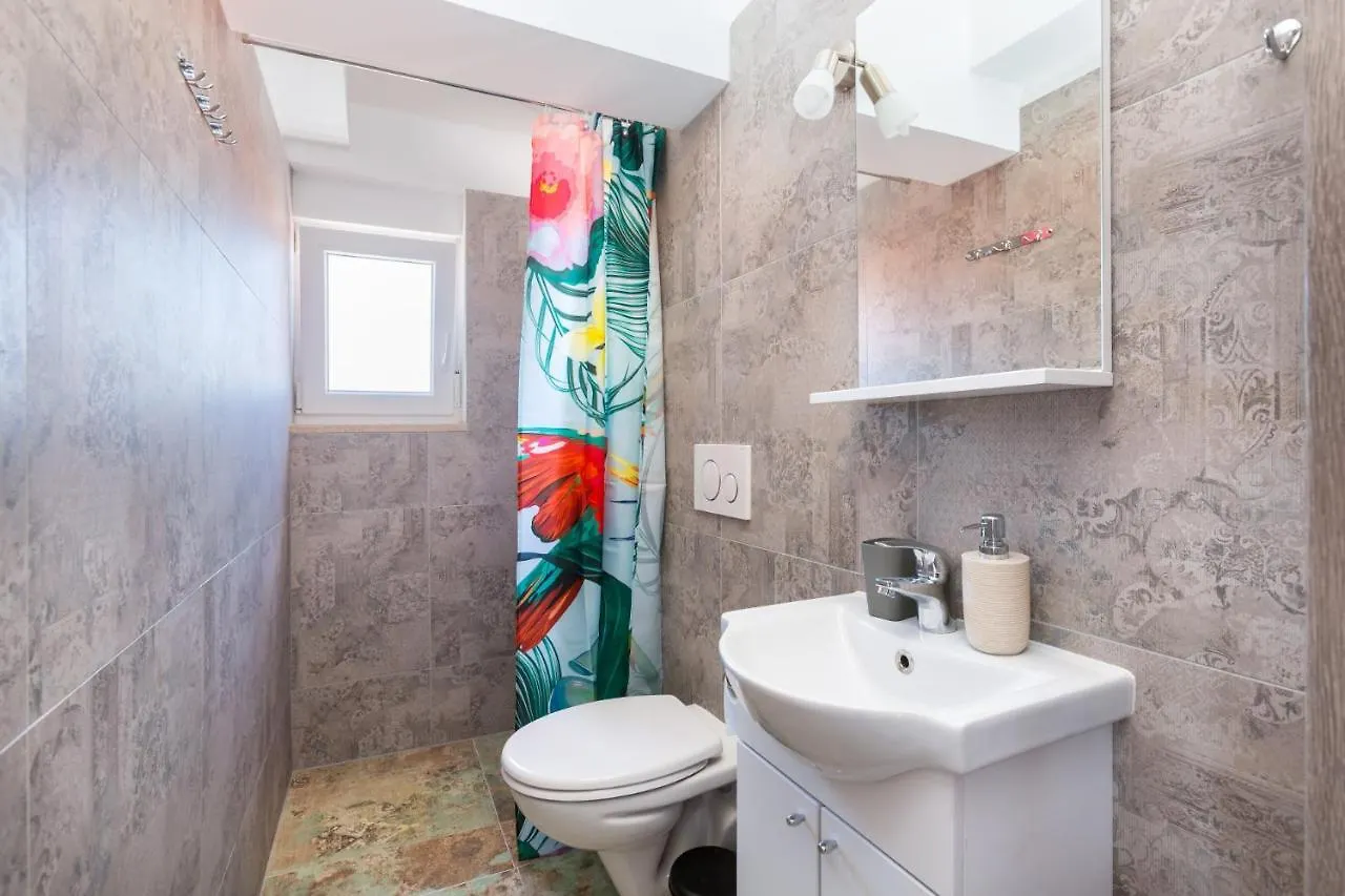 Ferienwohnung Irina Medulin 0*,