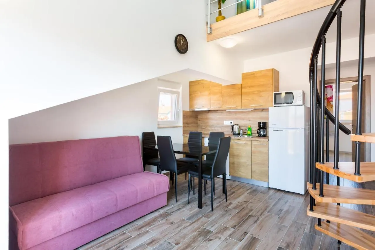 Ferienwohnung Irina Medulin 0*,